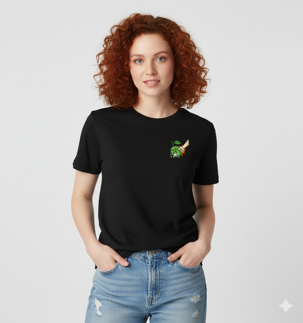 Tee-shirt Lemon Punch - Image 2 Femme portant le tee-shirt noir de Lemon Punch